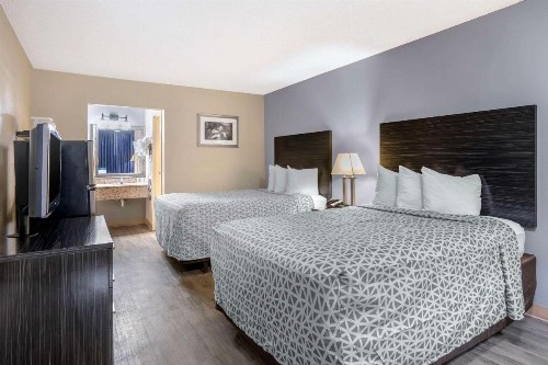 Econo Lodge International Drive - image 6