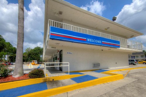 Motel 6-Orlando FL - Winter Park - image 2