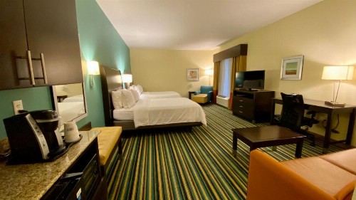 Holiday Inn Express Hotel & Suites Orlando East-UCF Area an IHG Hotel - image 10