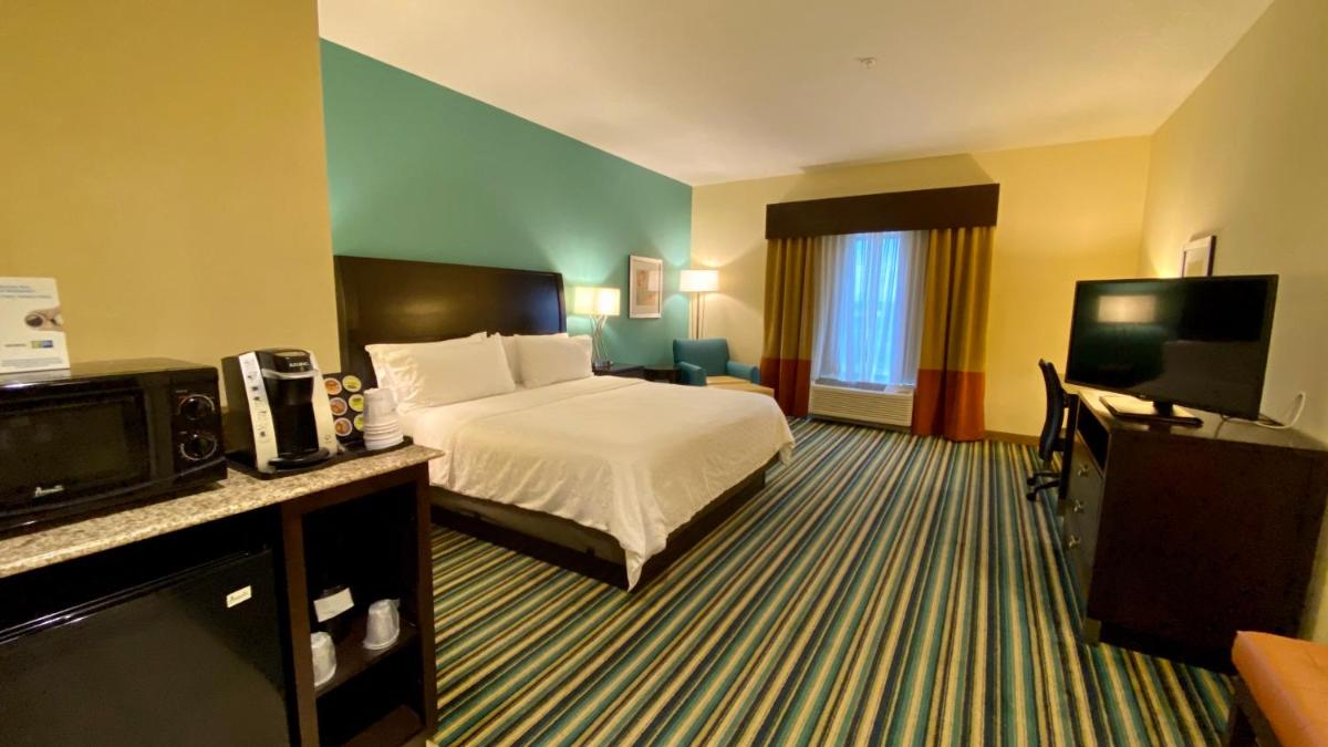 Holiday Inn Express Hotel & Suites Orlando East-UCF Area an IHG Hotel - image 2