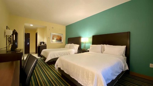 Holiday Inn Express Hotel & Suites Orlando East-UCF Area an IHG Hotel - image 3