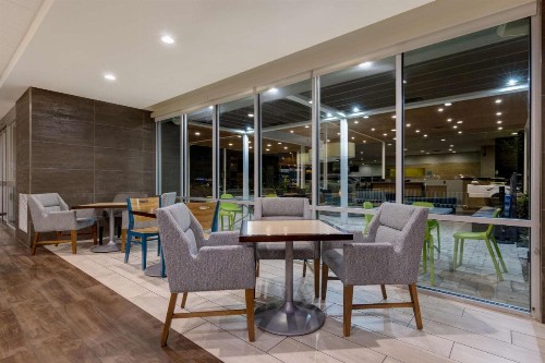 Home2 Suites by Hilton Orlando International Drive South - image 12