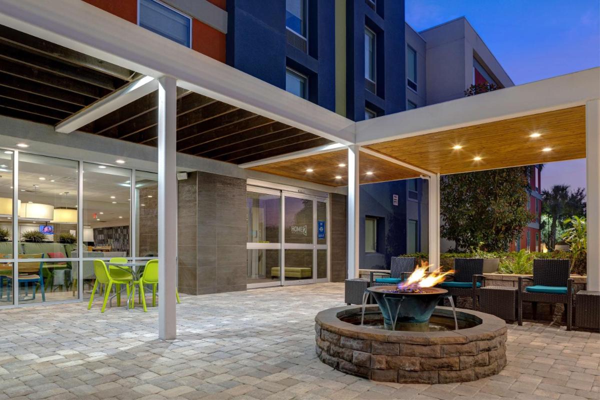Home2 Suites by Hilton Orlando International Drive South - image 4