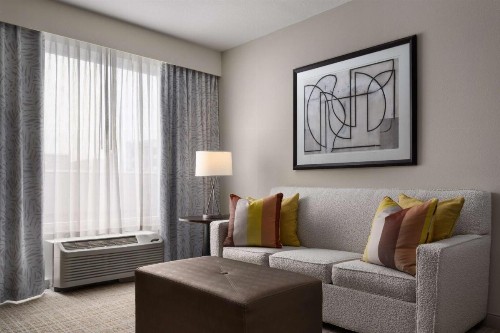 Hampton Inn & Suites Orlando/Downtown South - Medical Center - image 12