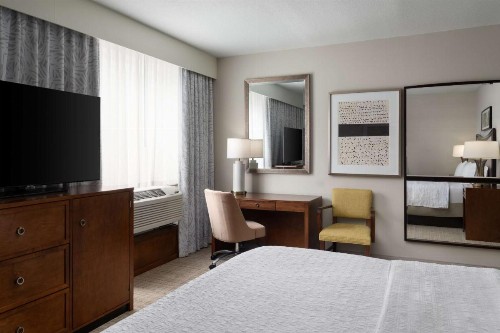 Hampton Inn & Suites Orlando/Downtown South - Medical Center - image 6