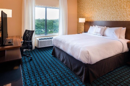 Fairfield Inn & Suites by Marriott Orlando East/UCF Area - image 14