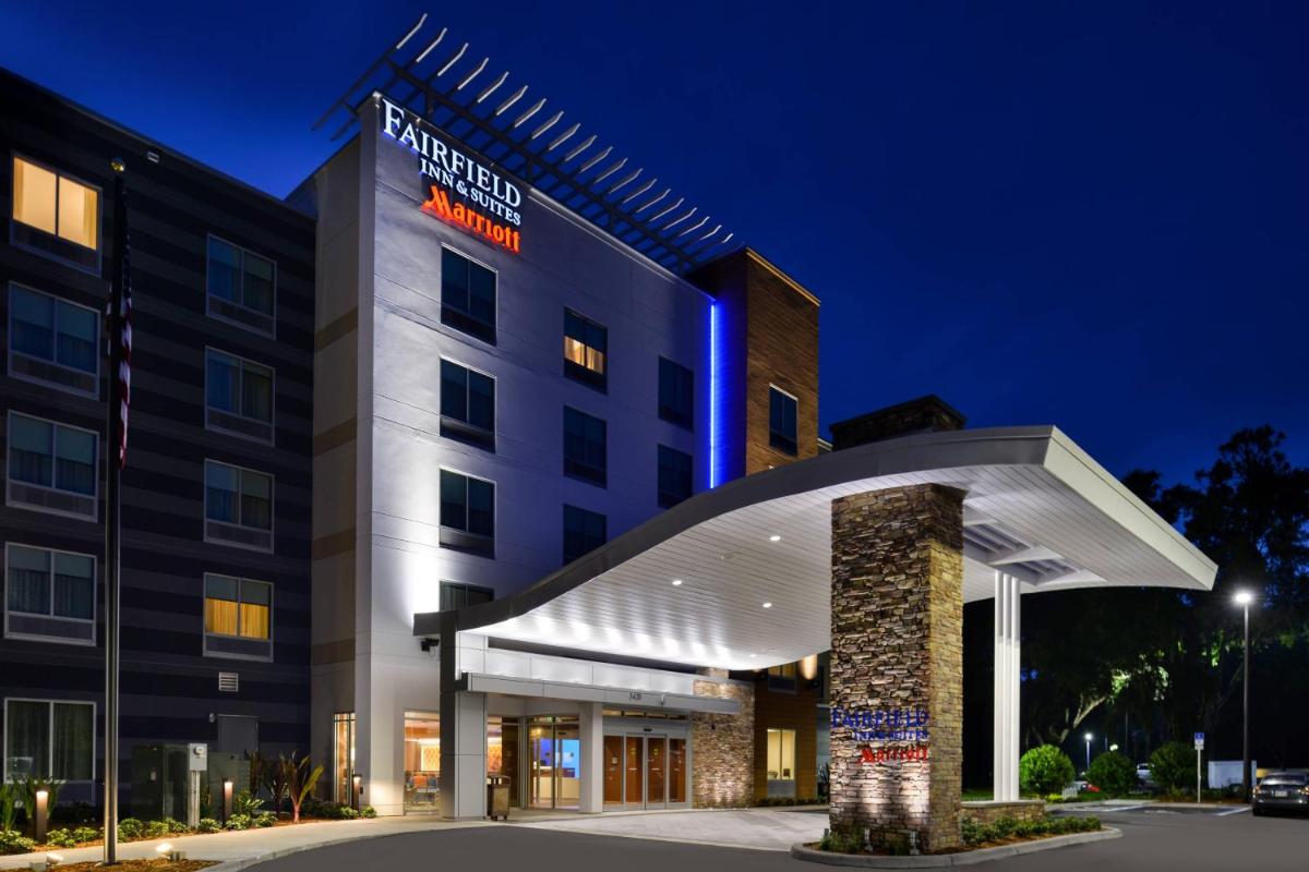 Fairfield Inn & Suites by Marriott Orlando East/UCF Area - image 2