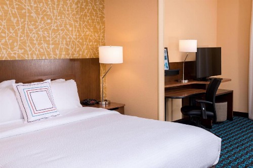 Fairfield Inn & Suites by Marriott Orlando East/UCF Area - image 24