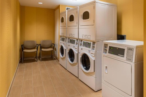 Fairfield Inn & Suites by Marriott Orlando East/UCF Area - image 35