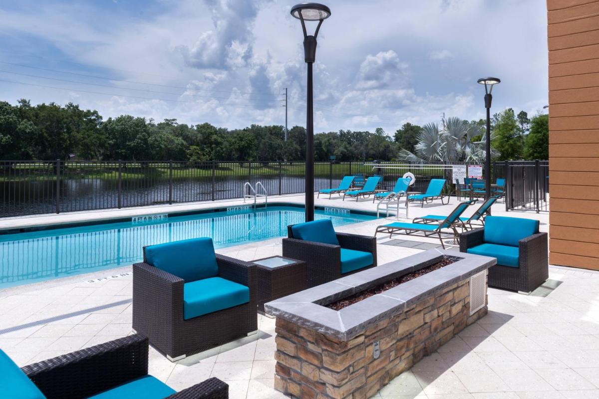 Fairfield Inn & Suites by Marriott Orlando East/UCF Area - image 6