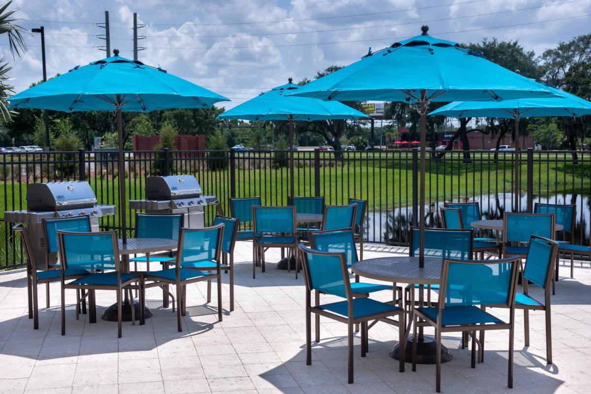 Fairfield Inn & Suites by Marriott Orlando East/UCF Area - image 7