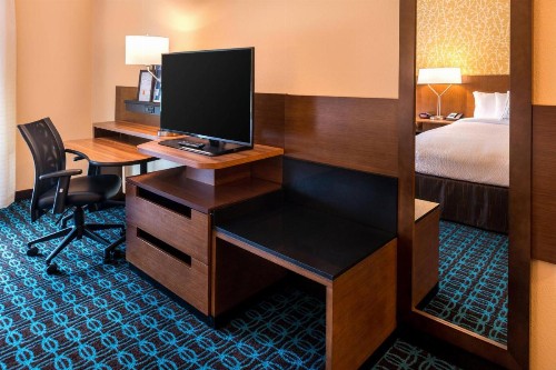 Fairfield Inn & Suites by Marriott Orlando East/UCF Area - image 8