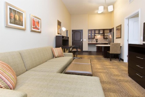 Staybridge Suites Orlando at SeaWorld an IHG Hotel - image 36
