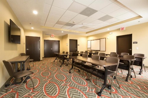 Staybridge Suites Orlando at SeaWorld an IHG Hotel - image 38