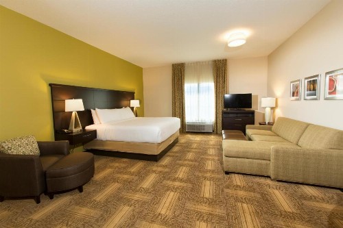 Staybridge Suites Orlando at SeaWorld an IHG Hotel - image 7