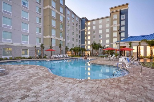 Homewood Suites by Hilton Orlando Theme Parks - image 8