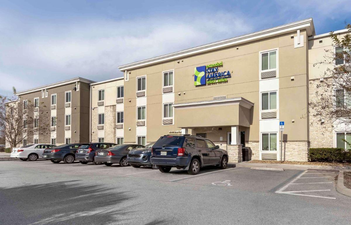 WoodSpring Suites Orlando Airport - main image