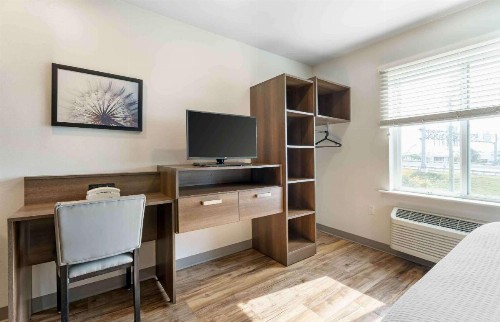 WoodSpring Suites Orlando Airport - image 12