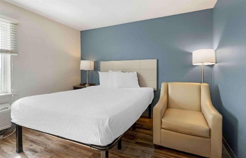 WoodSpring Suites Orlando Airport - image 17