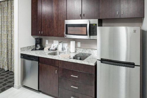 TownePlace Suites by Marriott Orlando at SeaWorld - image 8