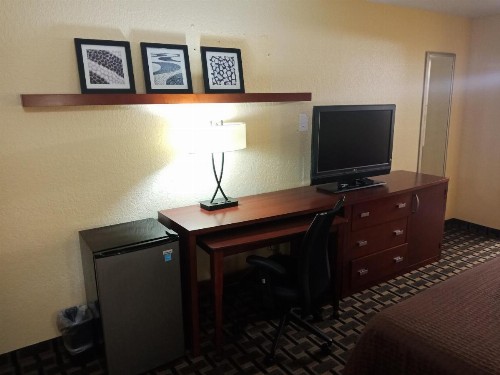 Budget Inn Of Orlando - image 8