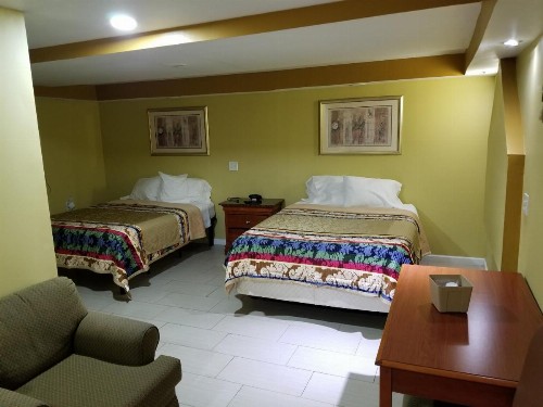 Budget Motel - image 4