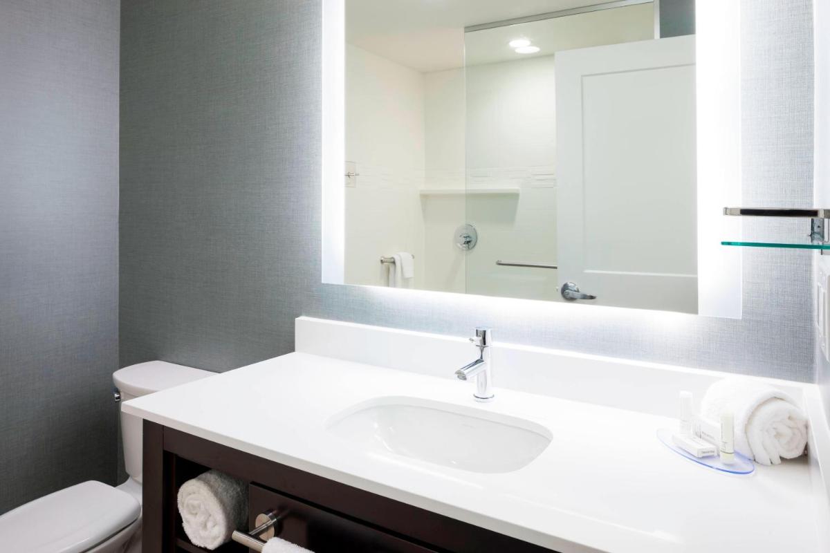 Residence Inn by Marriott Near Universal Orlando - image 5