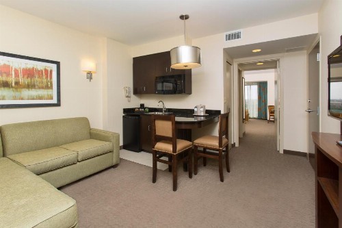 Ramada Suites By Wyndham Orlando International Drive - image 12