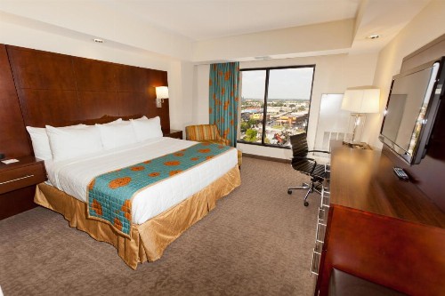 Ramada Suites By Wyndham Orlando International Drive - image 18