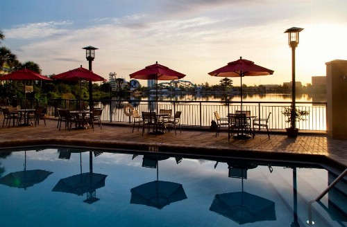 Ramada Suites By Wyndham Orlando International Drive - image 20