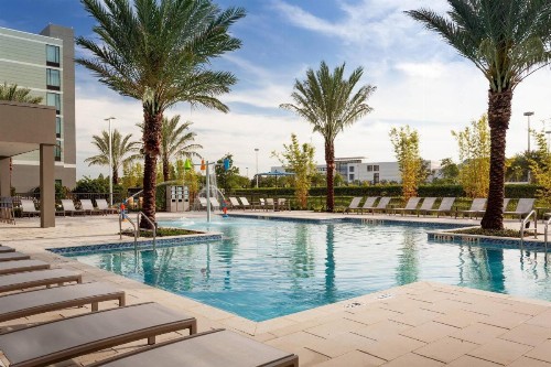 Residence Inn by Marriott Orlando at Millenia - image 15