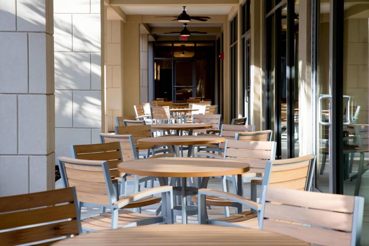 SpringHill Suites by Marriott Orlando Theme Parks/Lake Buena Vista - image 5