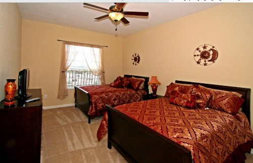 Executive 3 Bedroom Villa at Universal - image 10