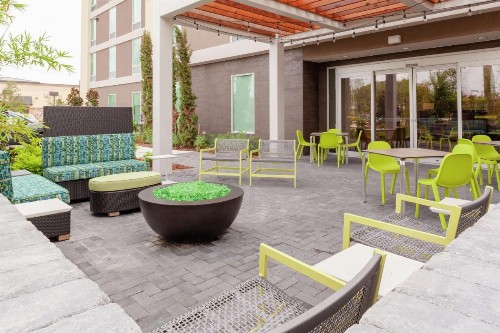 Home2 Suites By Hilton Orlando South Park - image 2