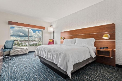 Holiday Inn Express & Suites Orlando- Lake Buena Vista an IHG Hotel - image 31