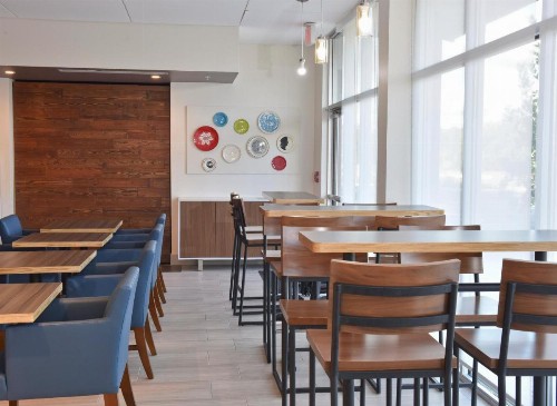 Holiday Inn Express & Suites - Orlando - Lake Nona Area an IHG Hotel - image 18