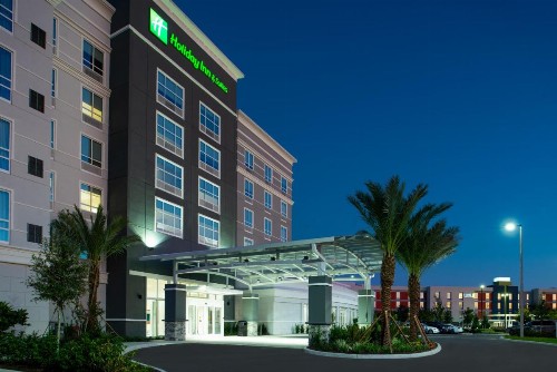 Holiday Inn & Suites Orlando International Drive South an IHG Hotel - image 26
