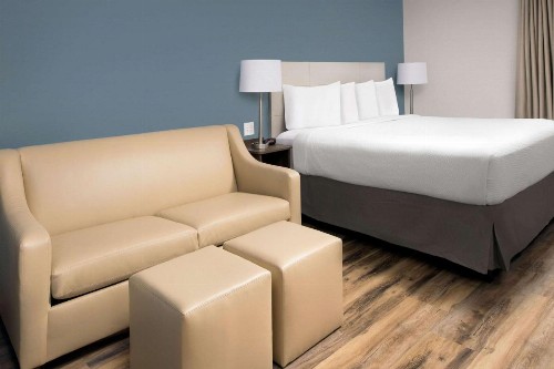 Woodspring Suites Orlando International Drive - image 9