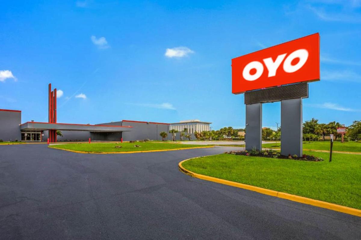 Econo Lodge - main image