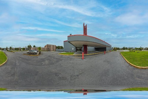 Econo Lodge - image 11