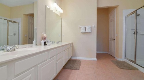 Chantilly Villa - image 9