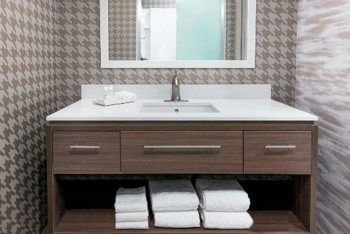 Home2 Suites By Hilton Orlando Near UCF - image 4