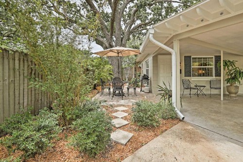 Elegant College Park Cottage with Patio and Gas Grill! - image 11