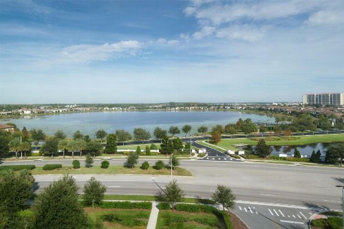 Aloft Orlando Lake Buena Vista - image 2