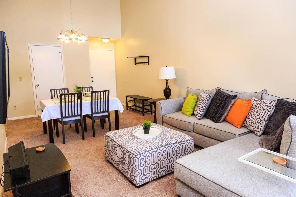SERENE 2 BEDROOM 2 BATH CONDO - image 3