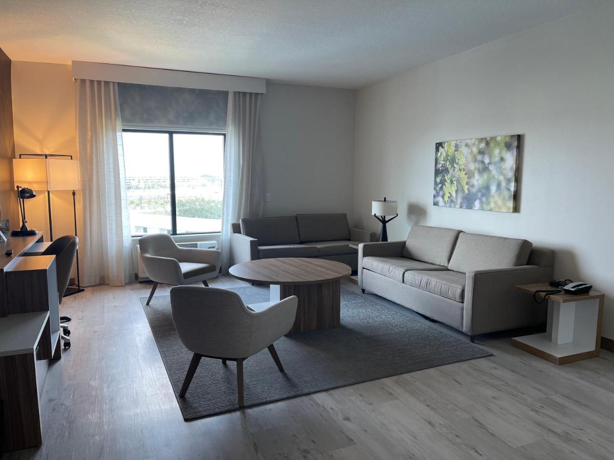Wyndham Garden Orlando Universal / I Drive - image 3