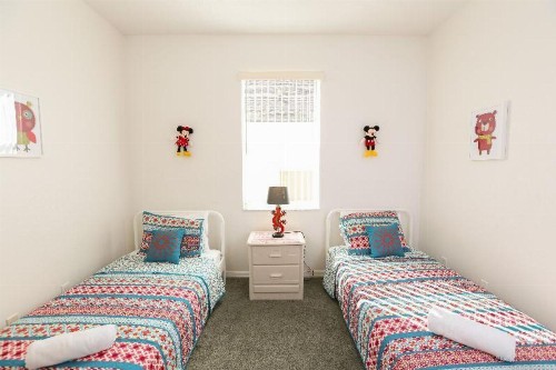 DISNEY AREA EXECUTIVE HOMES BY OCEAN BEDS - image 4
