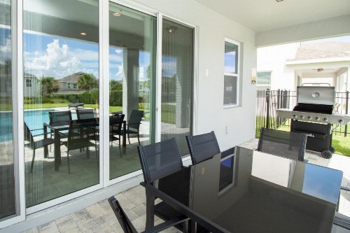 Home With Pool & Waterpark On Site Near Disney! - image 7