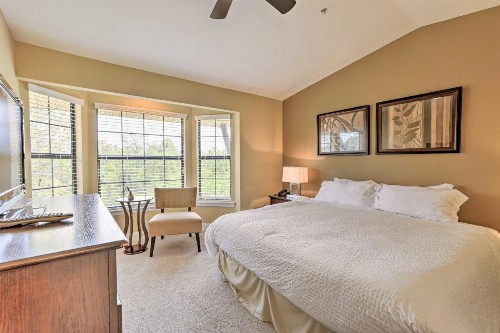 Spacious Disney World Getaway with Resort Perks - image 10