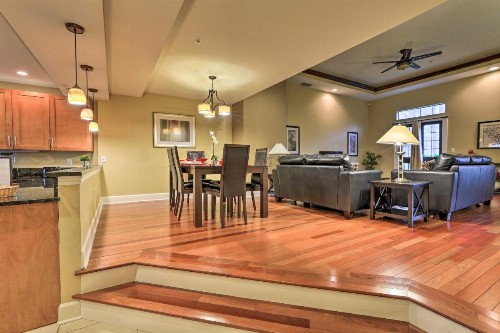Spacious Disney World Getaway with Resort Perks - image 3